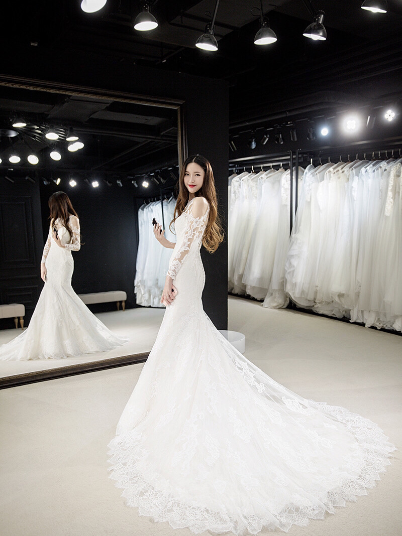 改婚纱多少钱_婚纱图片唯美(3)
