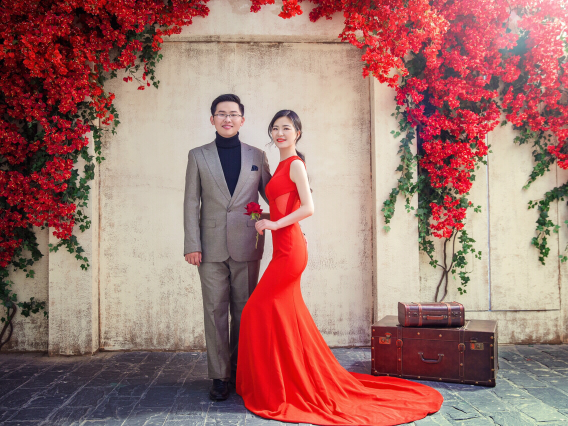 拍婚纱照档期_拍婚纱照美甲(2)