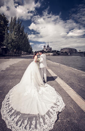 【法国巴黎】带上婚纱，来一场说走就走的旅拍。