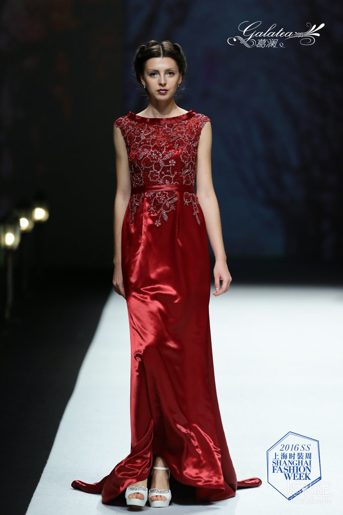 葛澜婚纱2016上海国际时装周新品发布