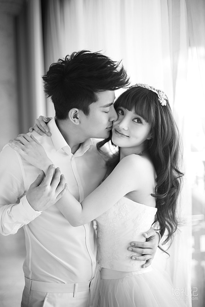 李小璐&贾乃亮婚纱照