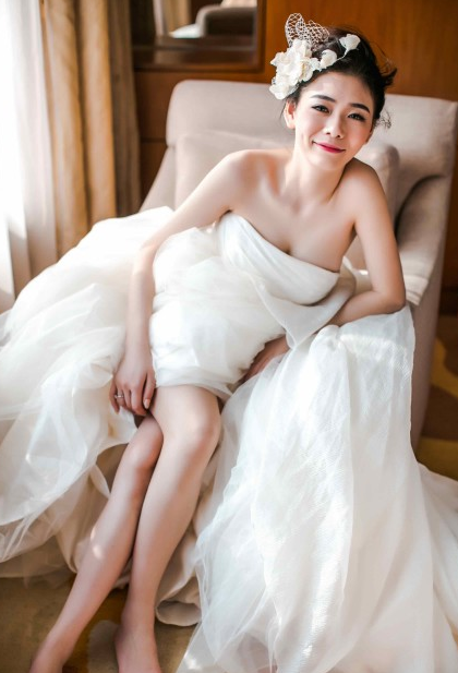 蓝色也能梦幻 婚庆的钱都砸在花上了