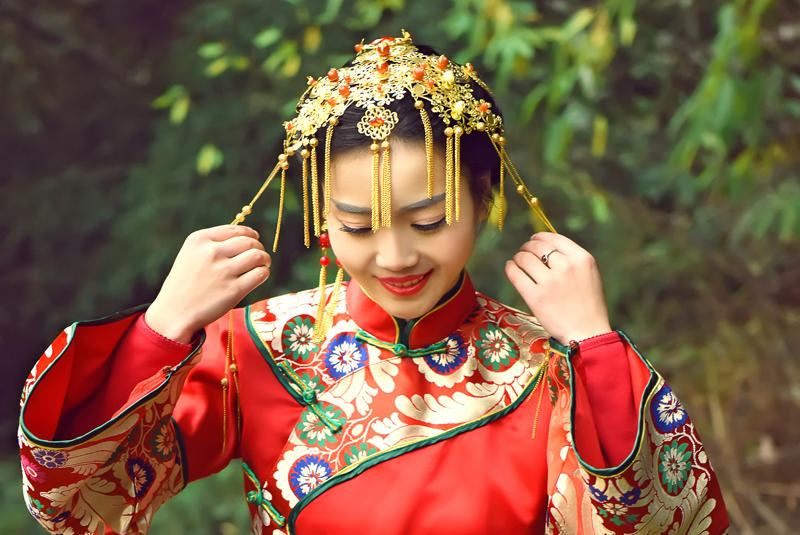 ALISI.新娘造型－晓霞